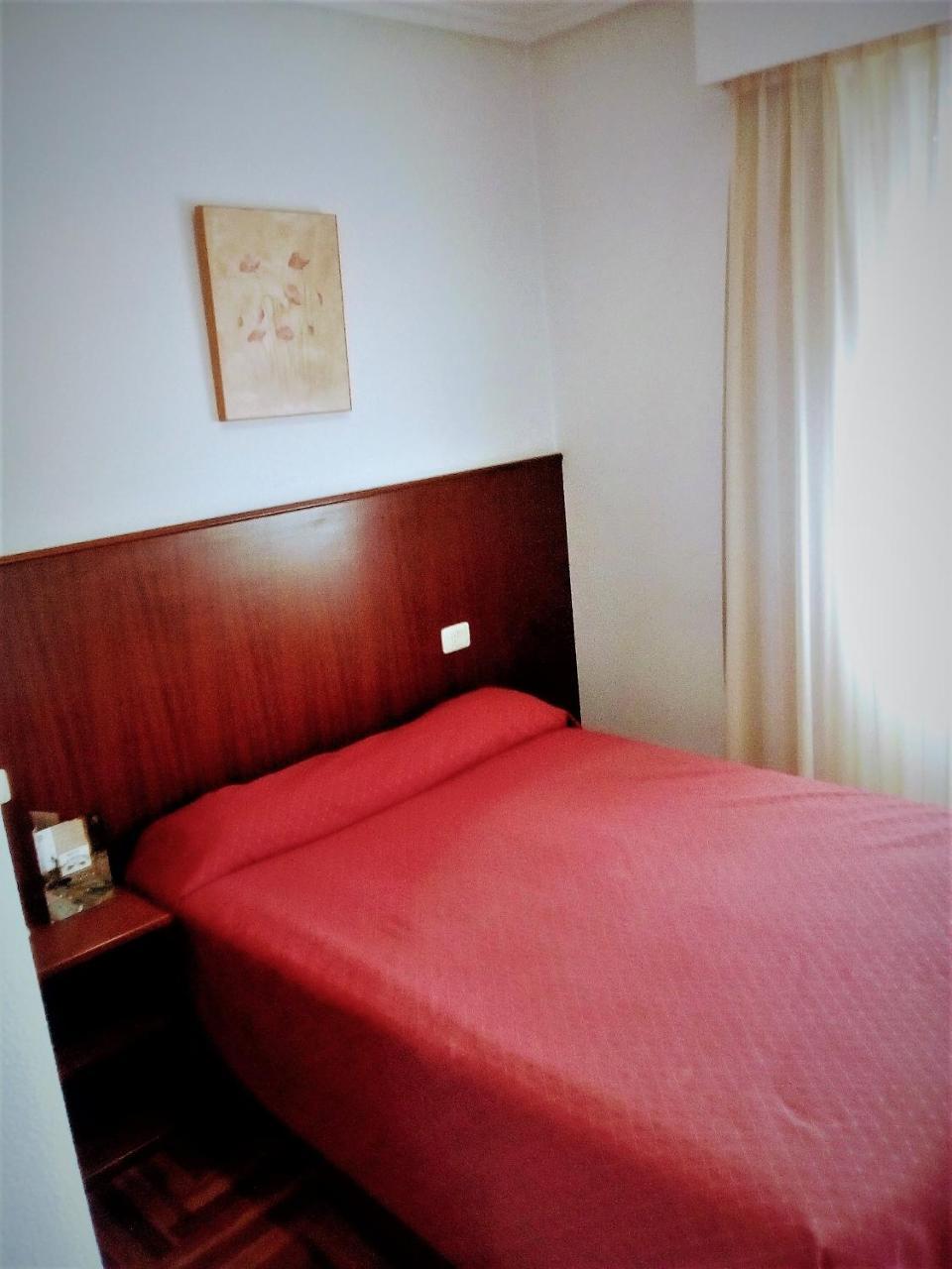 Hotel Os Caracoles Pereiro de Aguiar Dış mekan fotoğraf